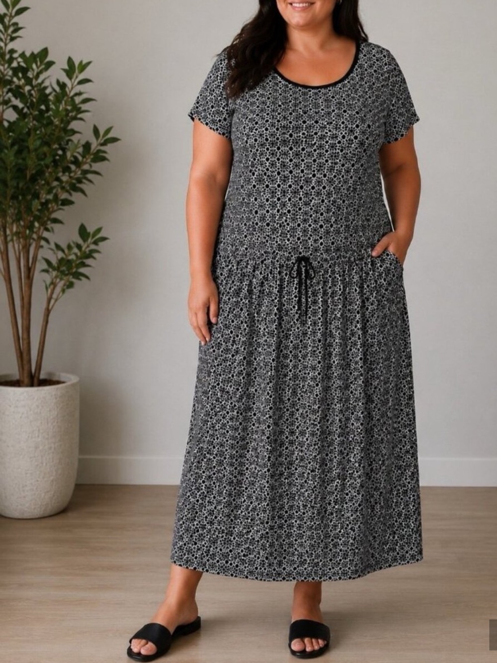 T by Talbots Maxi Dress Size 2XP Black White Knit Pullover Casual Lounging Pool